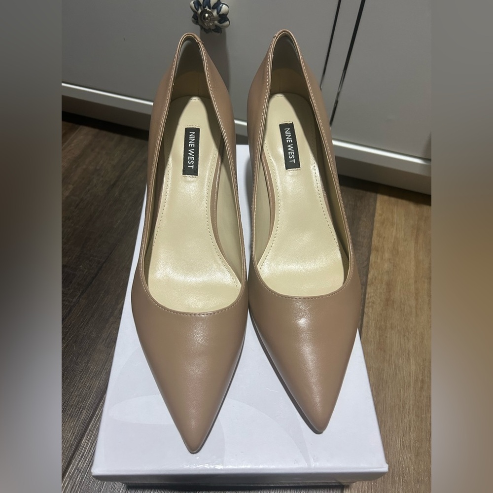 Nine West Beige Pointed Toe Heels